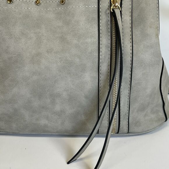 Gray Faux Leather Triple Compartment Fringe Purse. Removable Shoulder Strap - Picture 3 of 12